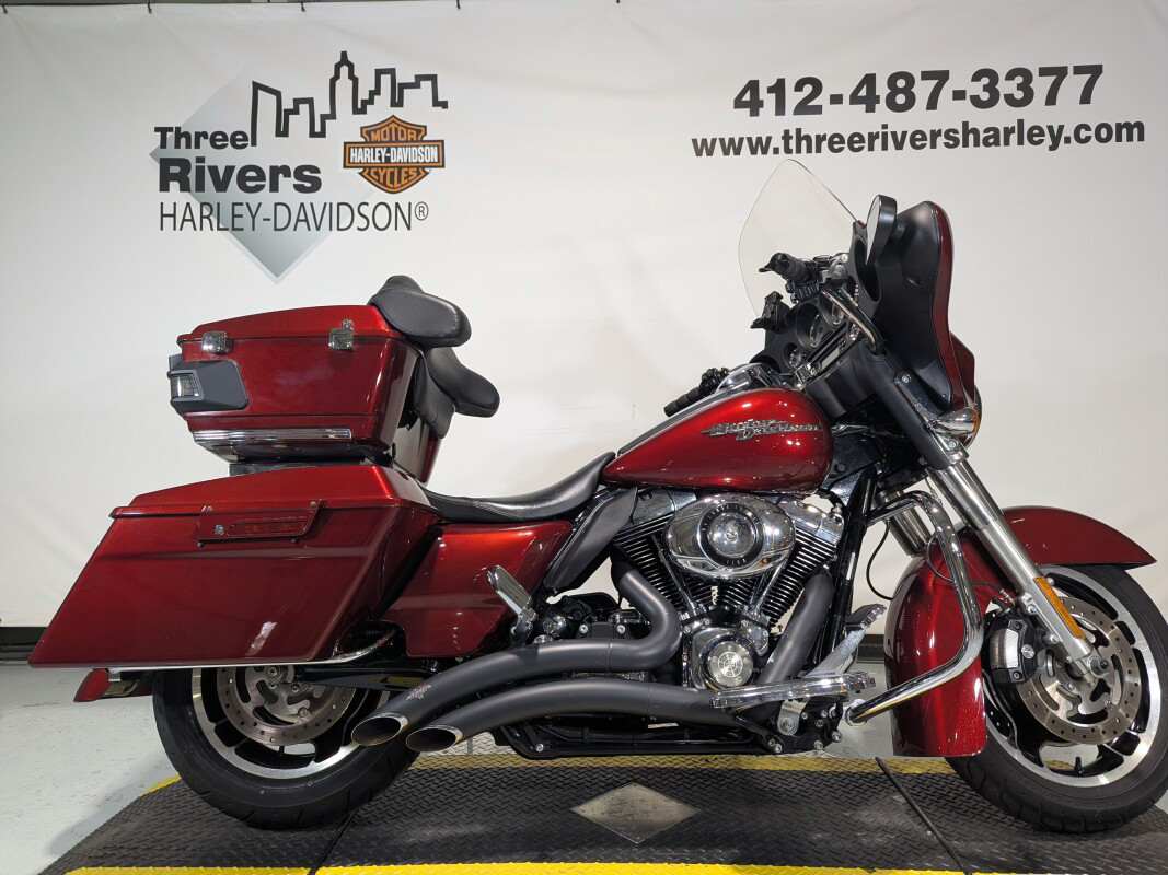 Street Glide®