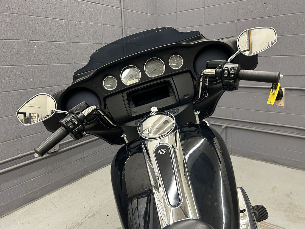 Electra Glide Standard