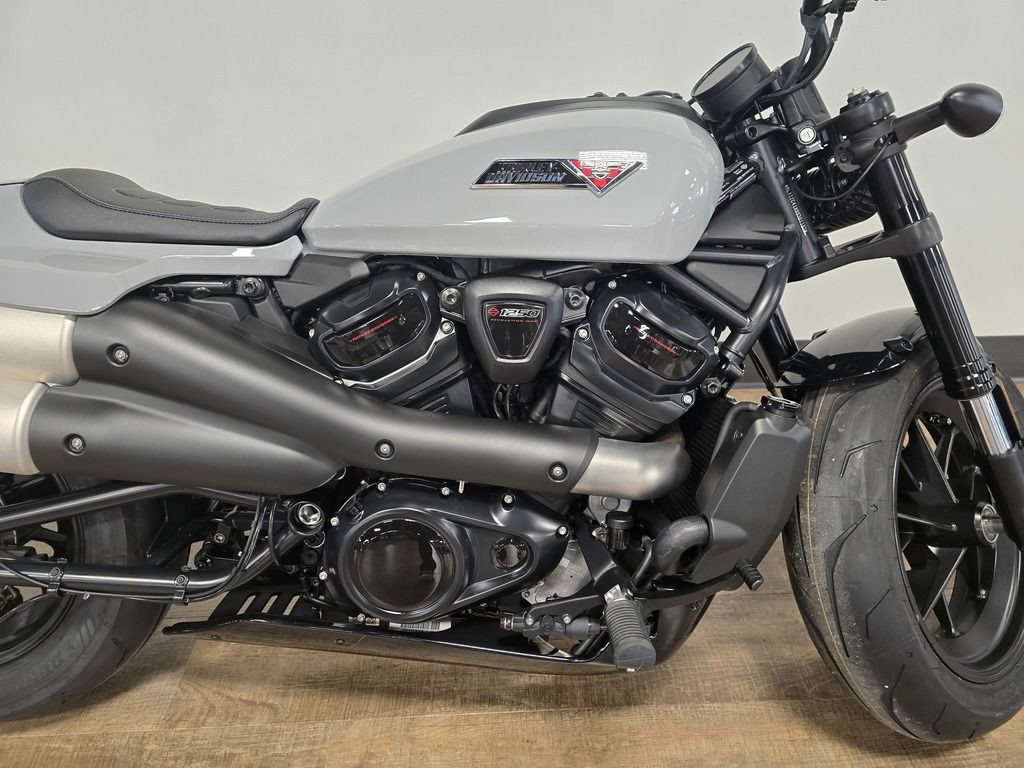 Sportster® S