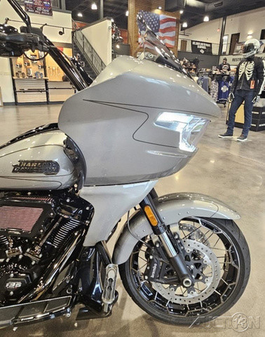 CVO® Road Glide®