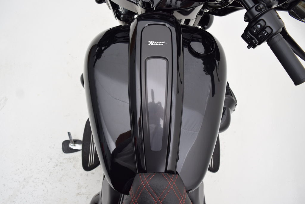 Street Glide® ST