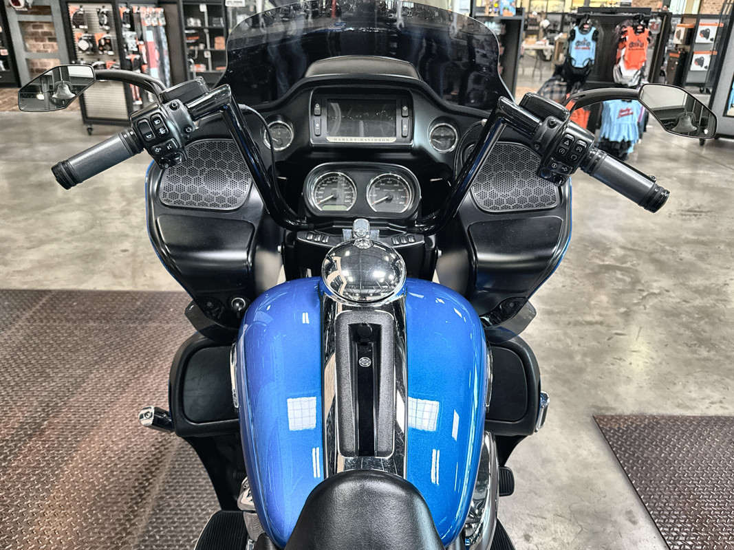 Road Glide® Ultra