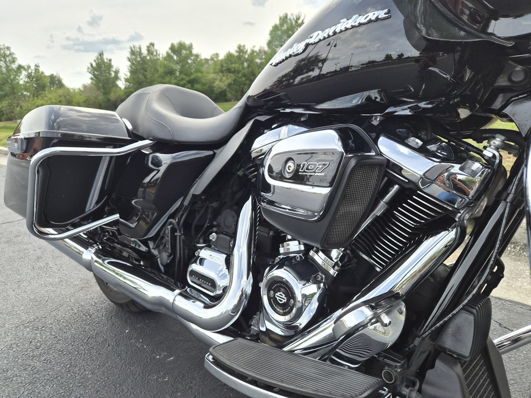 Road Glide®