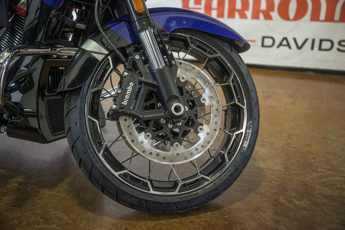 CVO® Road Glide®