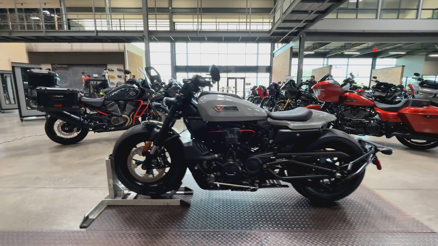 Sportster® S