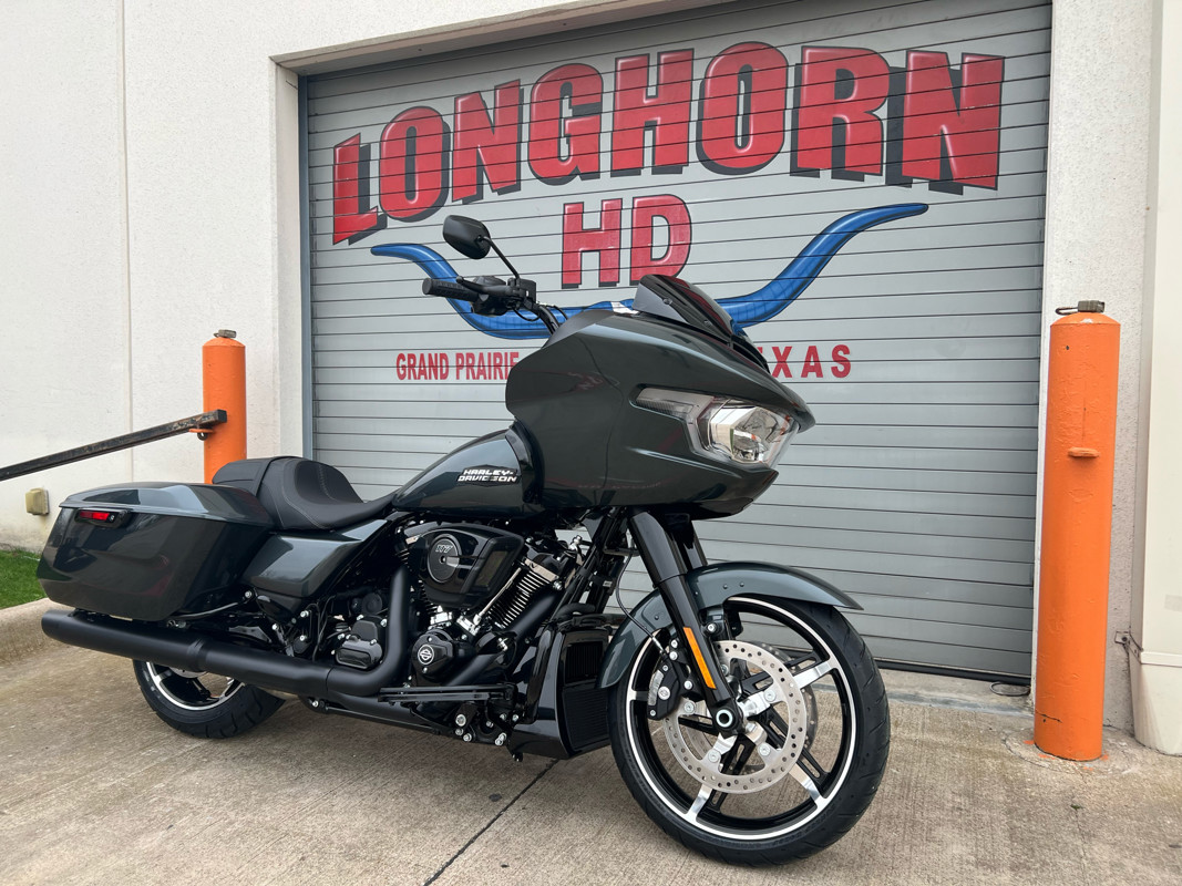 Road Glide®