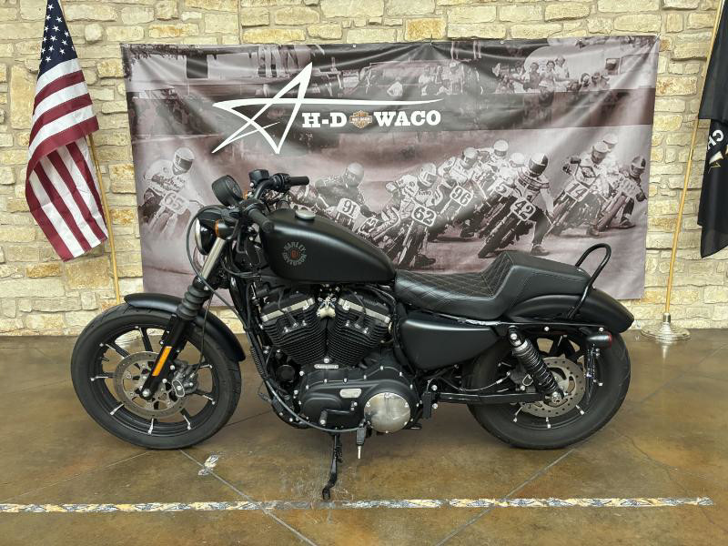Iron 883®