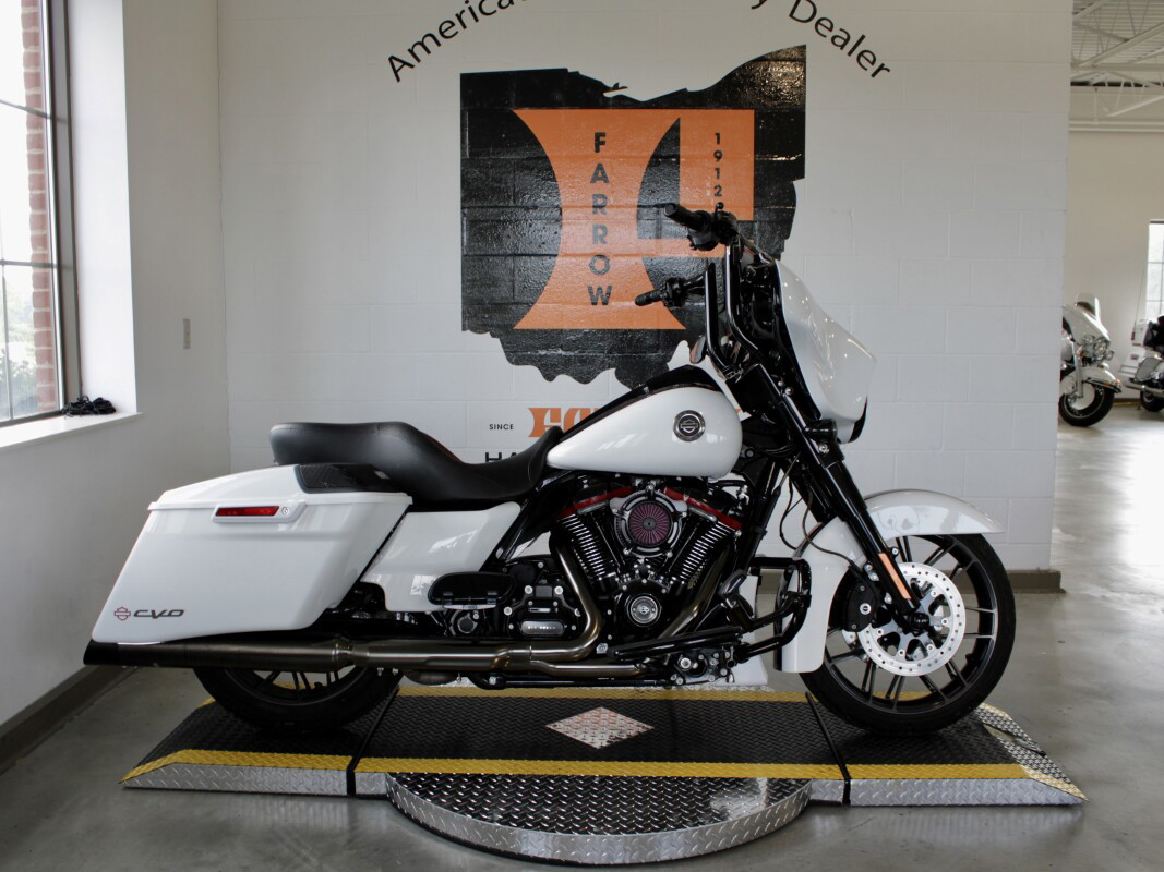 CVO® Street Glide®