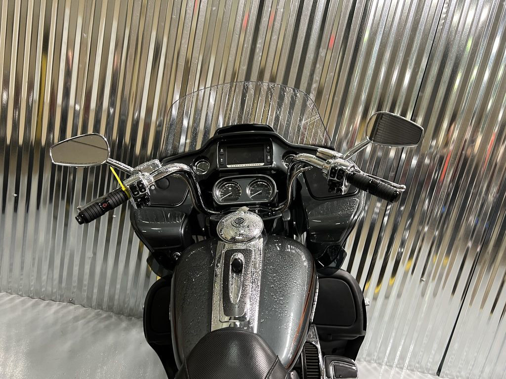 CVO® Road Glide® Ultra