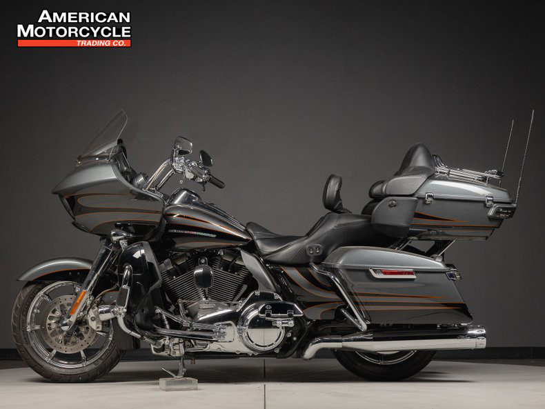 CVO® Road Glide® Ultra