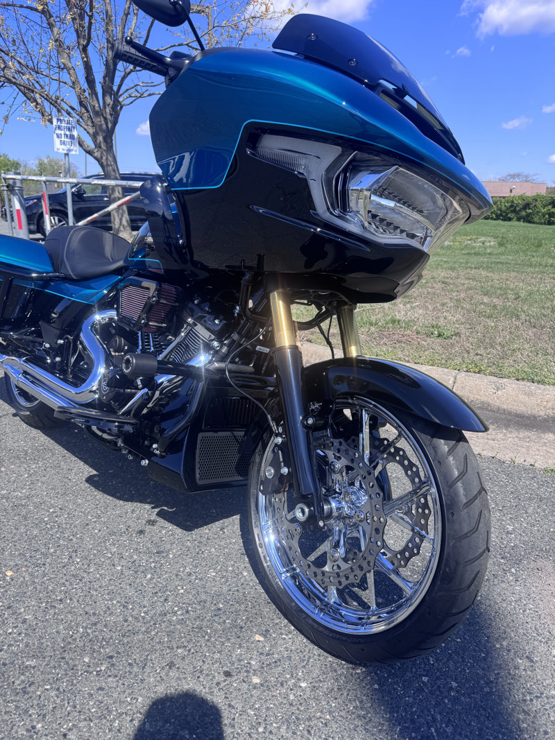 Road Glide®