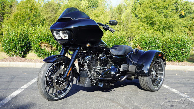 Road Glide® 3
