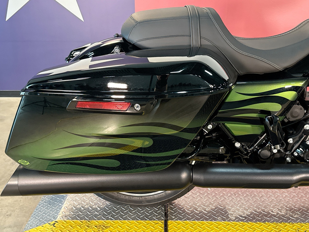 Road Glide®