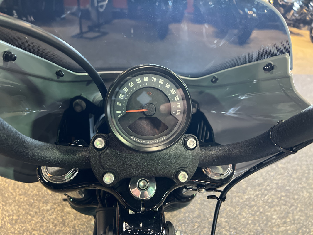 Street Bob®