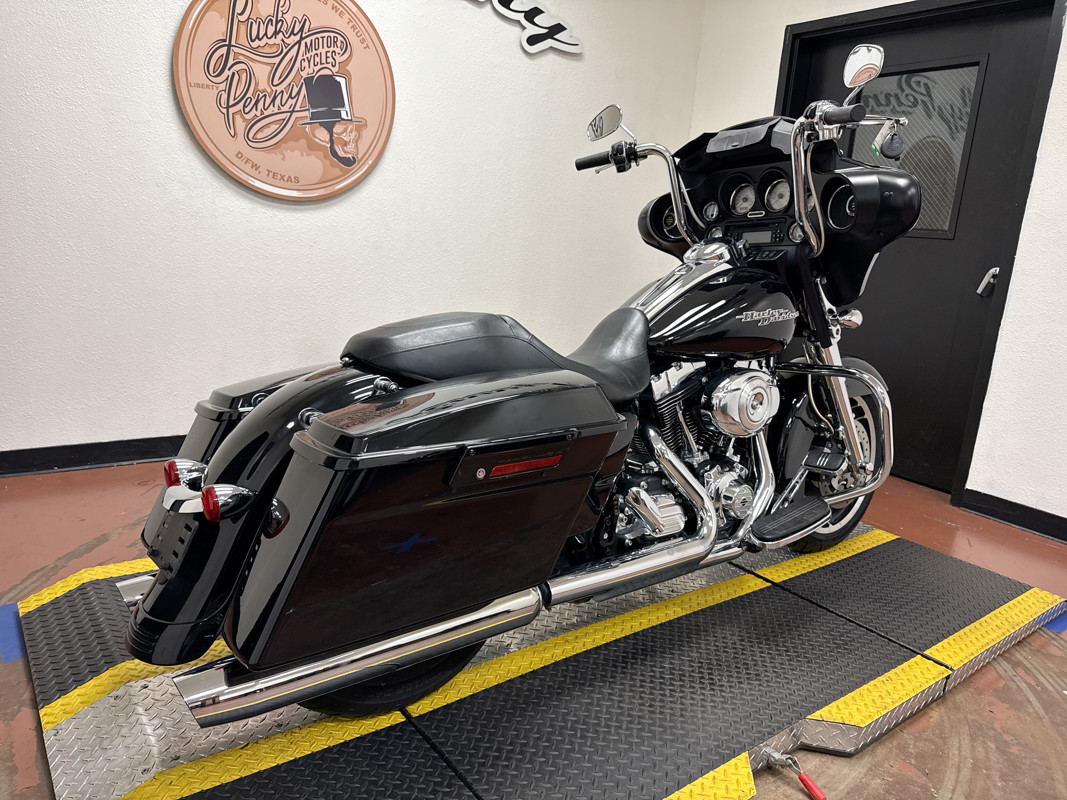 Street Glide®
