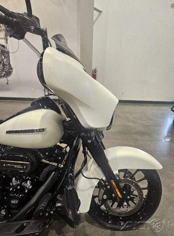 Street Glide® Special