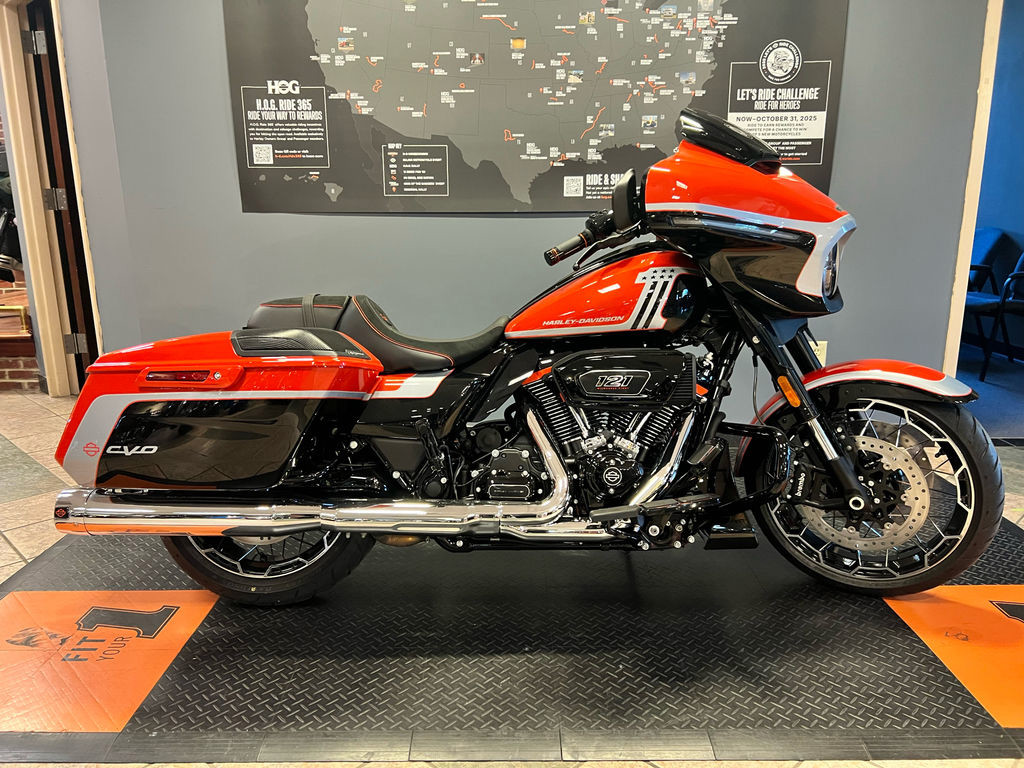 CVO® Street Glide®