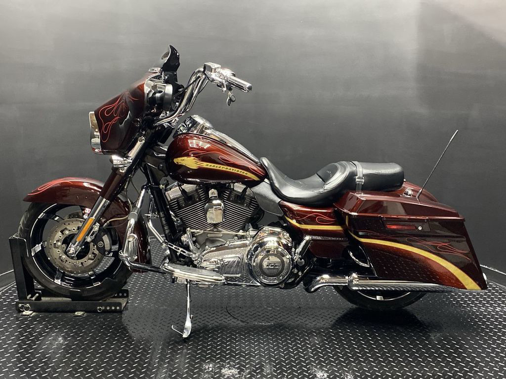 CVO™ Street Glide®
