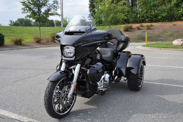 Street Glide® 3 Limited