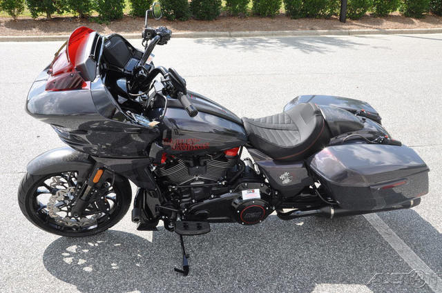 CVO® Road Glide® ST