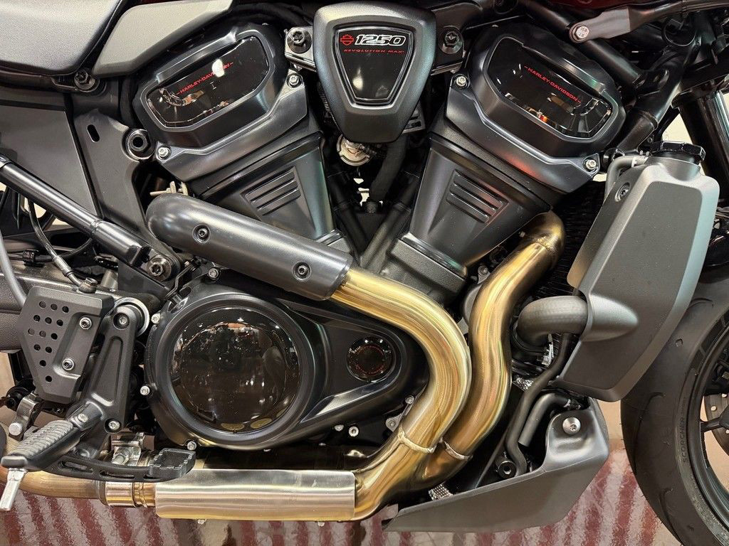 Pan America® 1250 ST