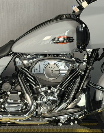 Road Glide®