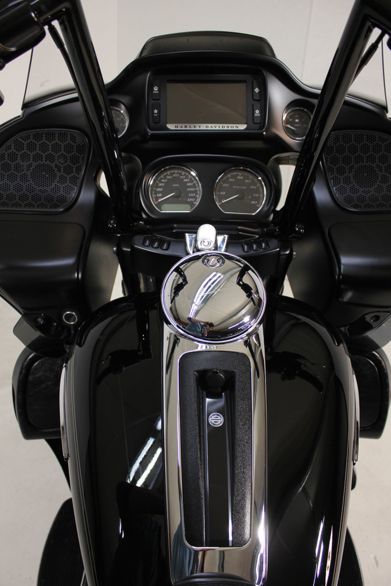 Road Glide® Ultra