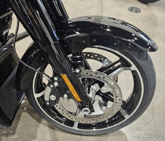 Road Glide®