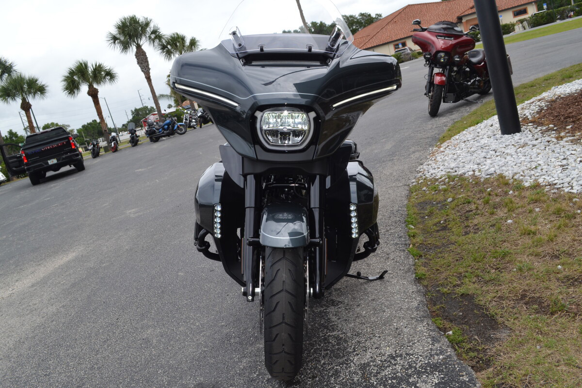 Street Glide® Limited