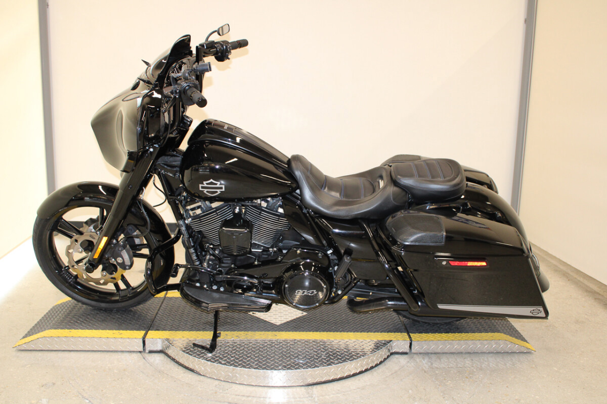Street Glide® Special