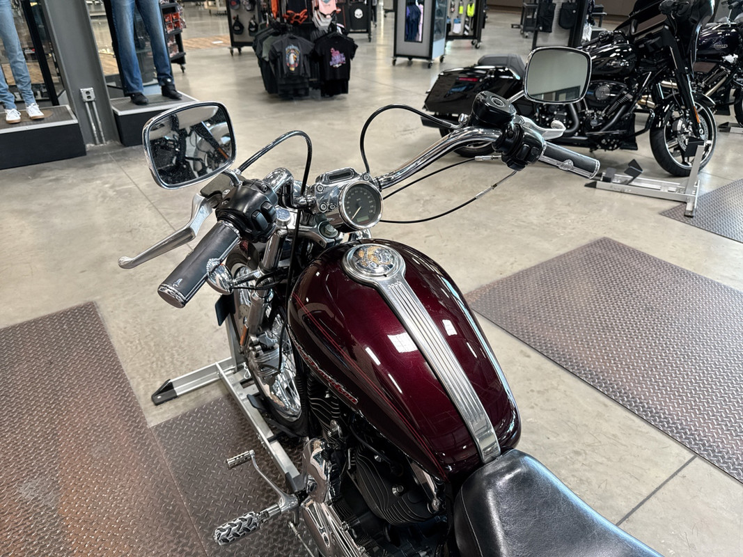 Sportster® 1200 Custom