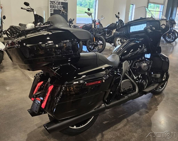Street Glide® Ultra