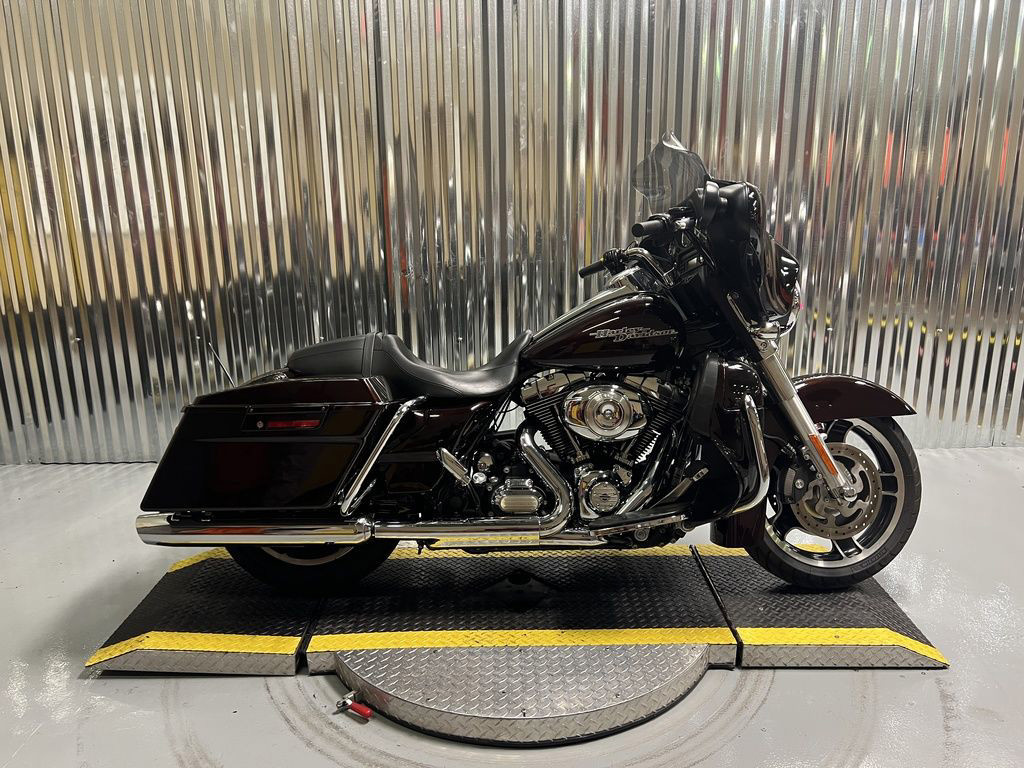 Street Glide®