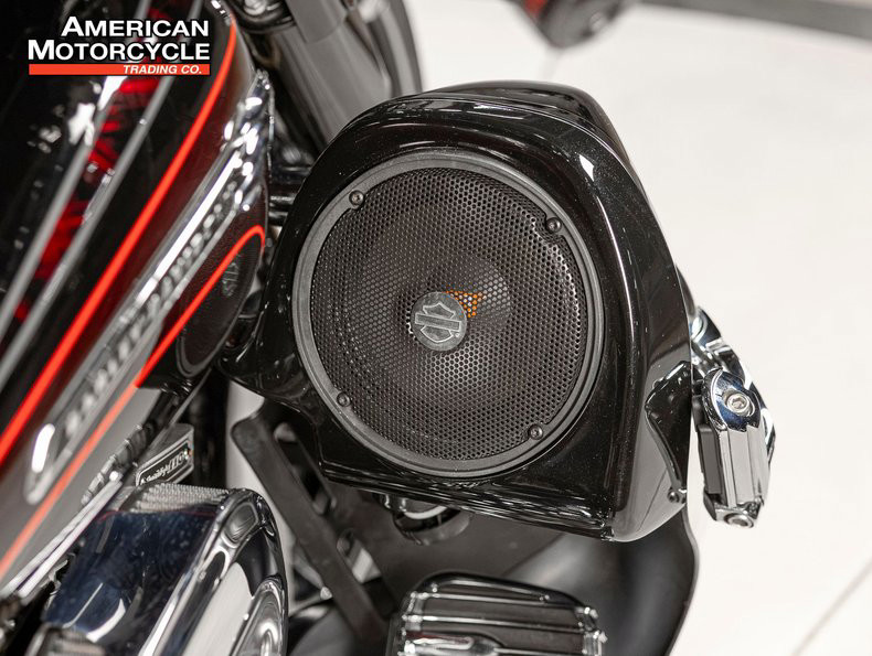 CVO™ Street Glide®