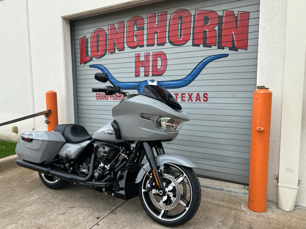 Road Glide®
