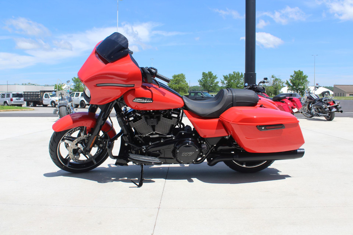 Street Glide®