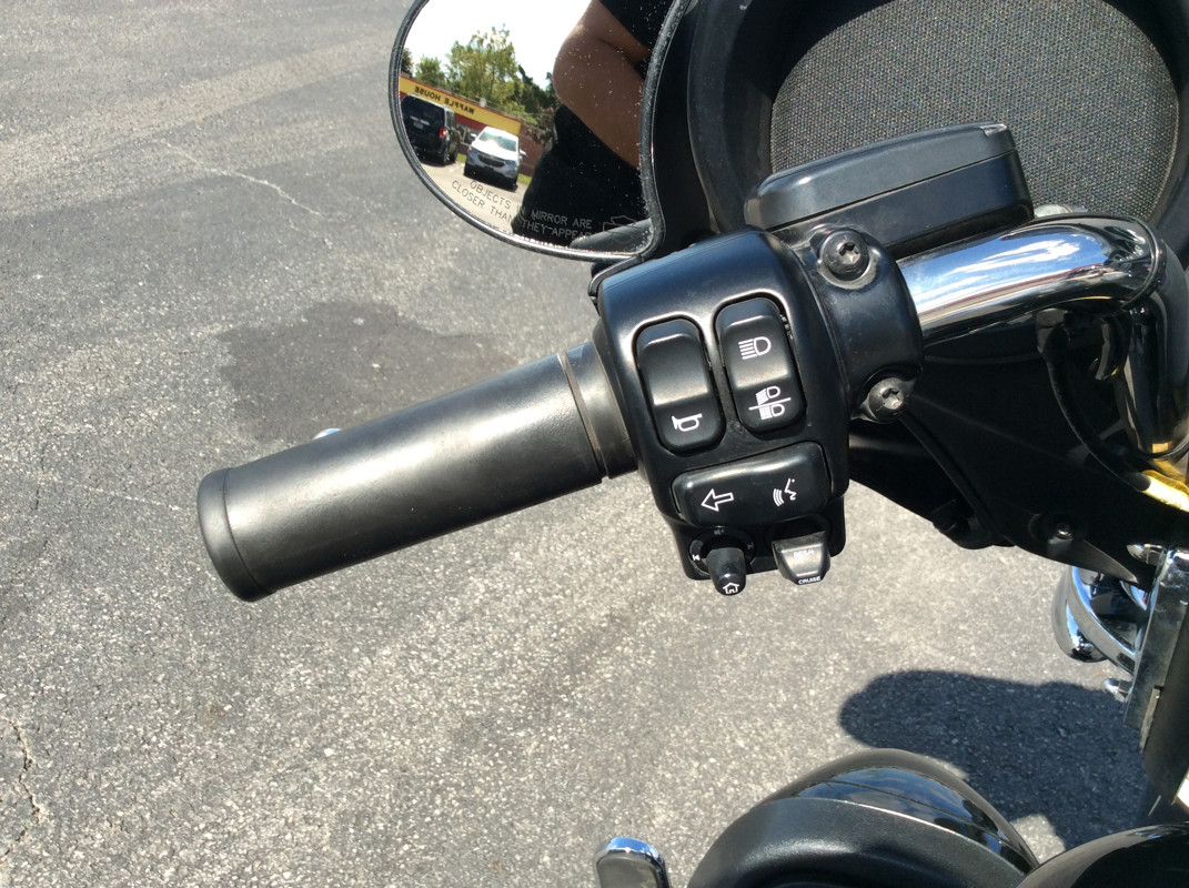 Street Glide®