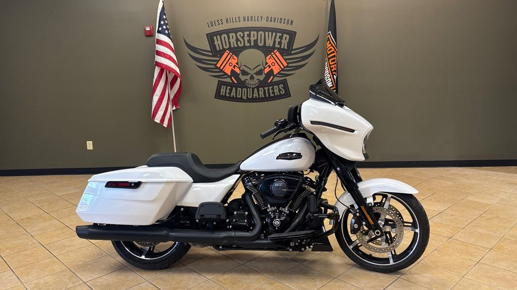 Street Glide®