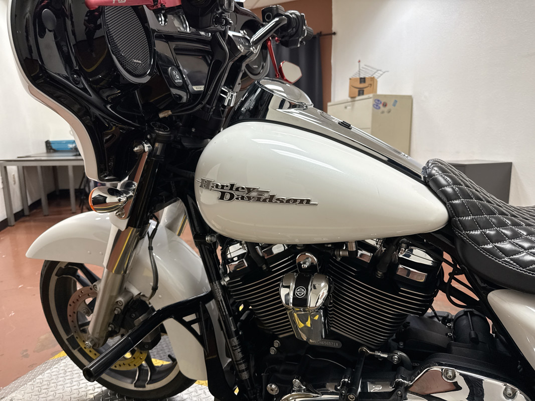 Street Glide® Special