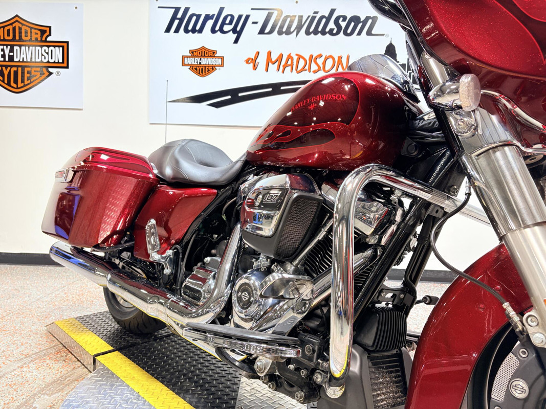 Street Glide® Special