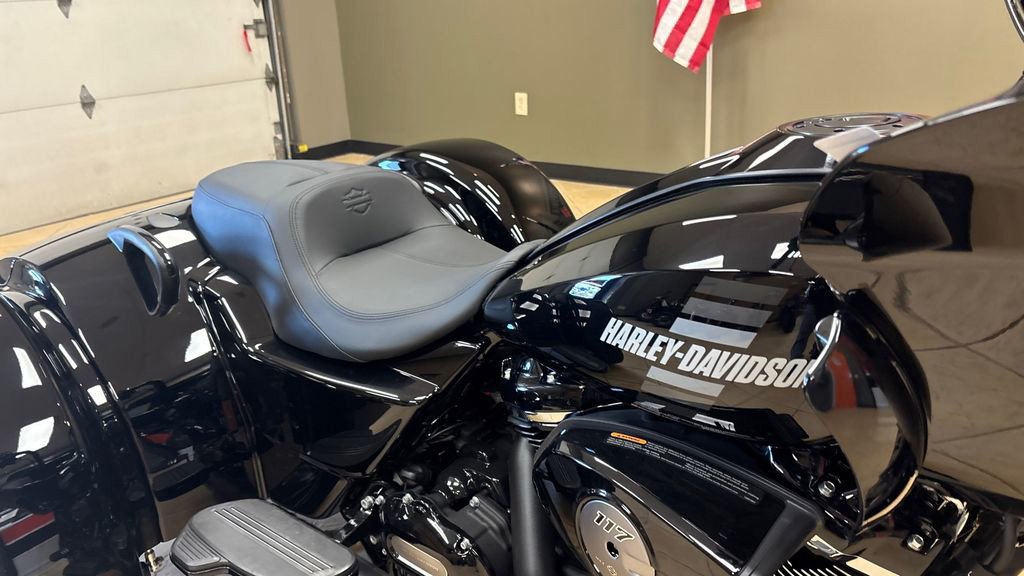 Road Glide® 3
