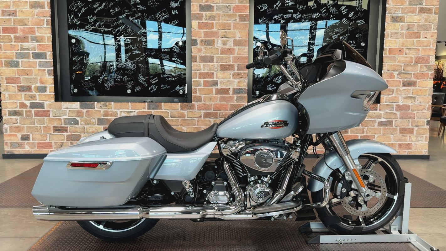 Road Glide®