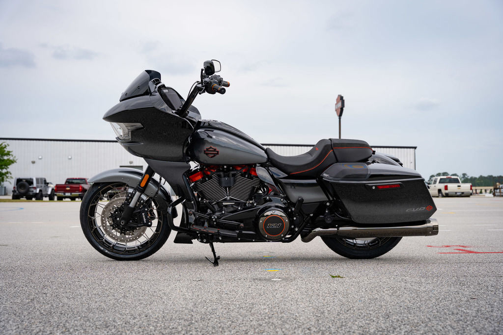 CVO® Road Glide®