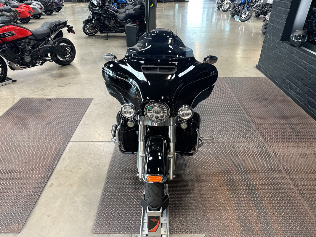 Electra Glide® Ultra Limited® Low