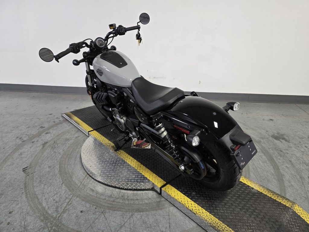 Nightster