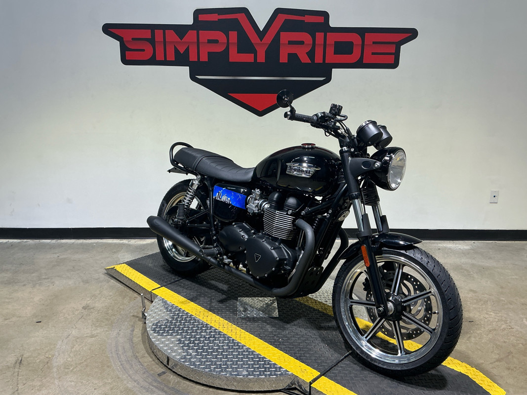 Bonneville T-100
