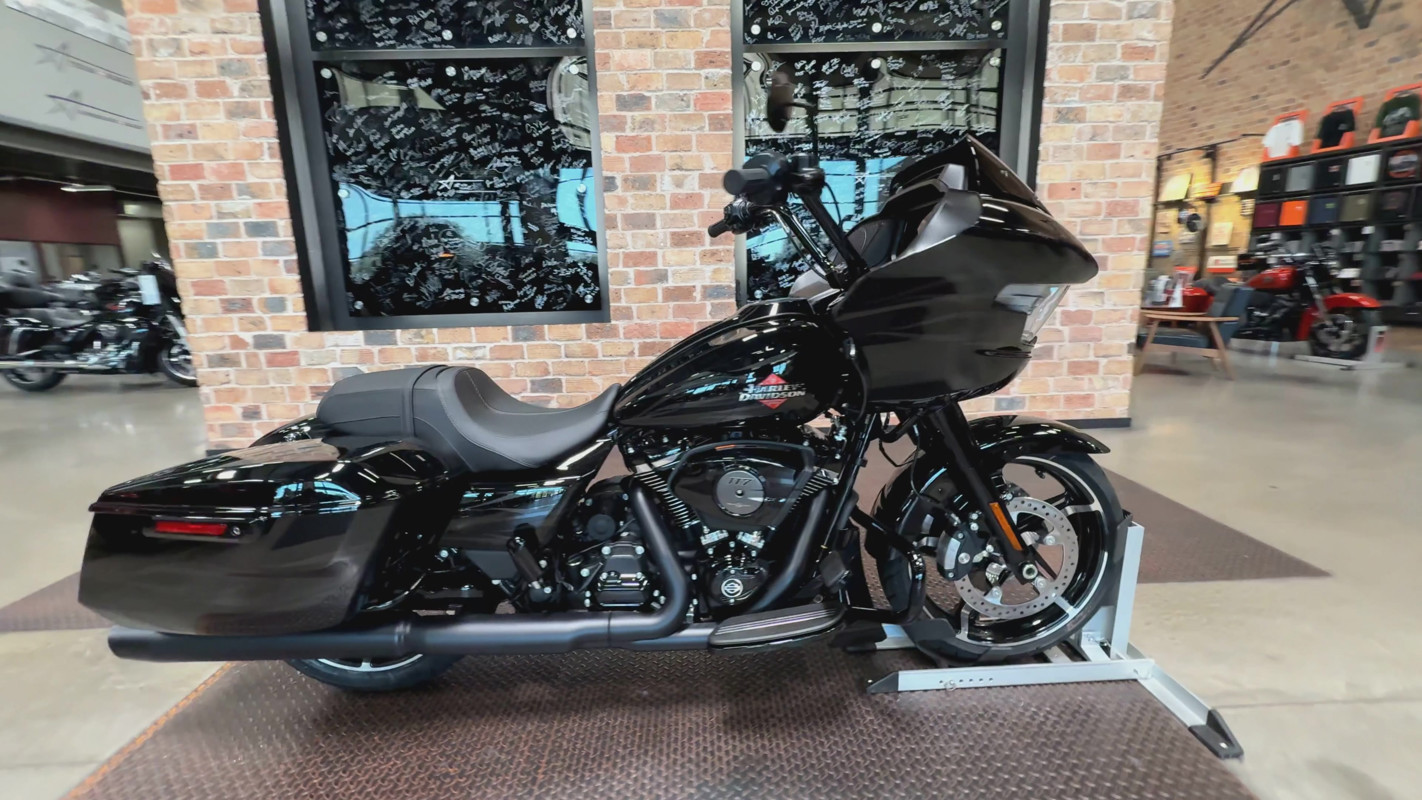 Road Glide®