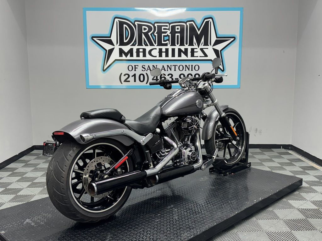 Softail® Breakout®