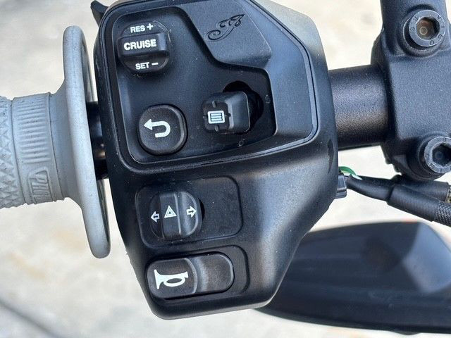 FTR R Carbon