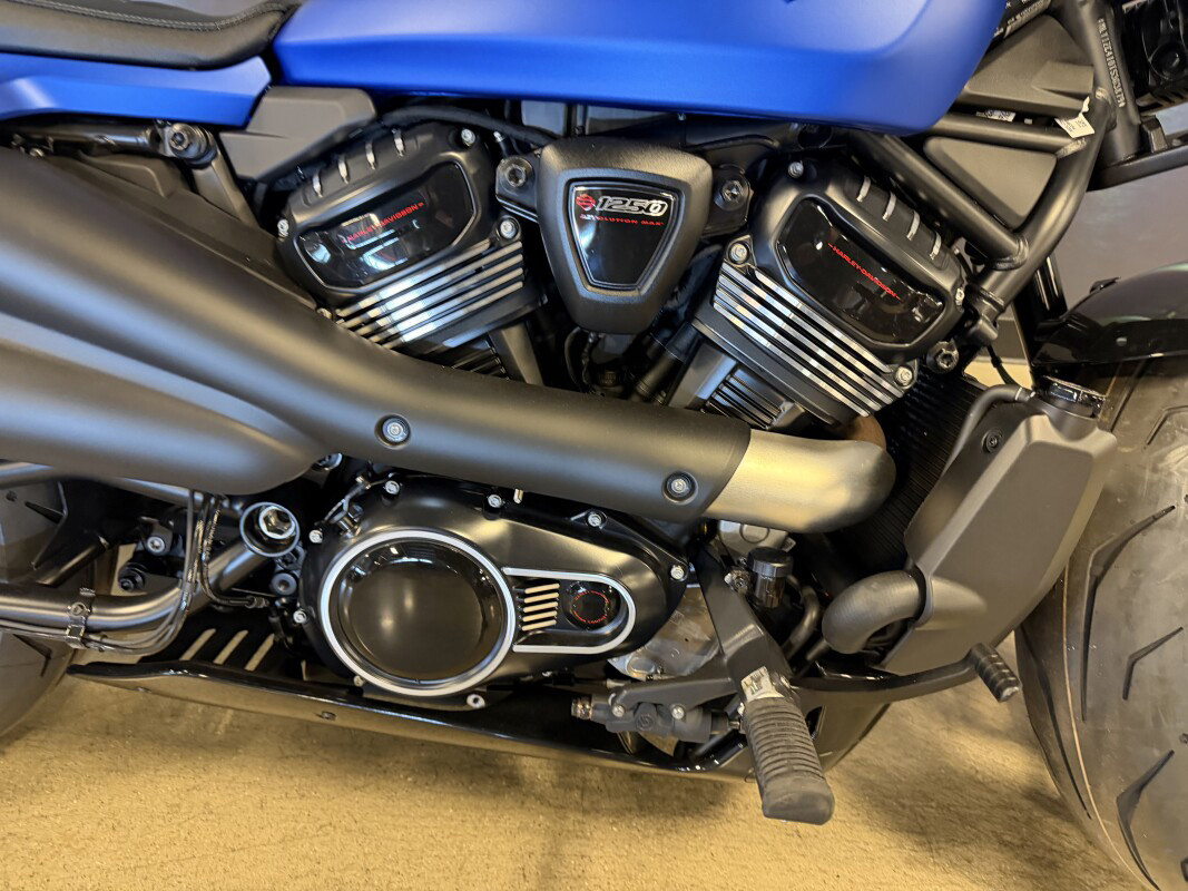 Sportster® S